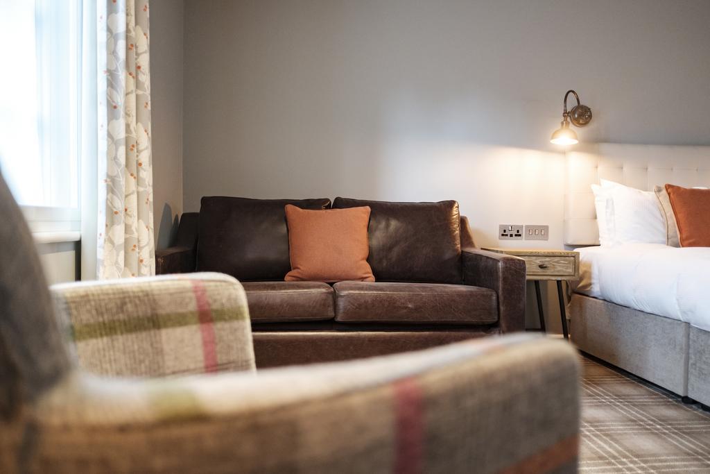 The Princess Royal Farnham  Extérieur photo